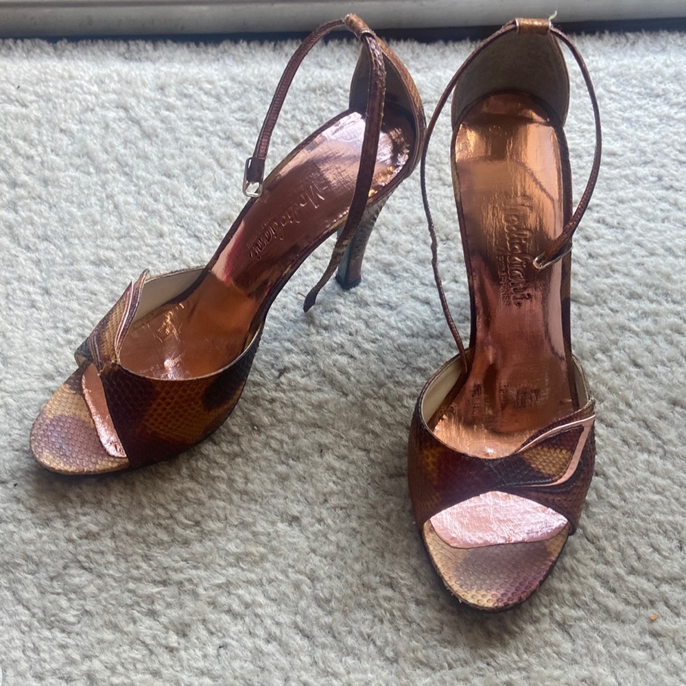 Modigliani, size 7M, heels